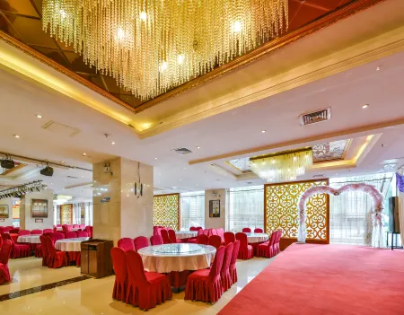 Haichenhao International Hotel Отели рядом с достопримечательностью «Huajianchi·chunshang Hot Spring Theme Park»