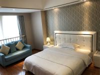 台州易成酒店式公寓 - 豪华大床房