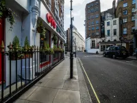 Elysee Hyde Park Hotels near The Serpentine