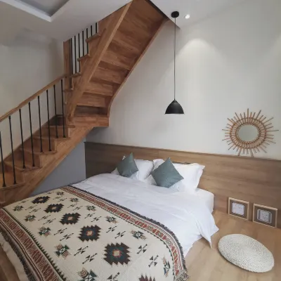 Weijianshan Guesthouse Hotels in Luchong scenic area