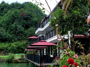 Guiyuan Qiaoju Guesthouse