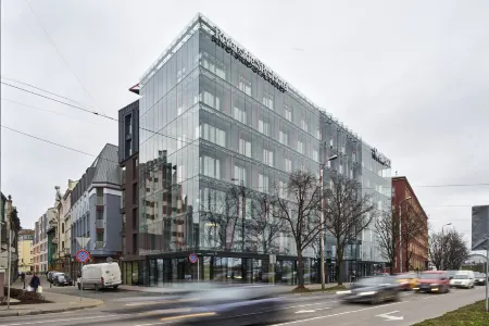 Wellton Riverside Spa Hotel Отели рядом с достопримечательностью «Brīvības Piemineklis»