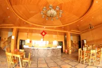 Ziquejie Baishuidong Hostel