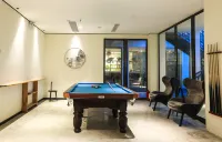 Qijing Mountain Court Hotel (Yangshuo Shili Hualang Yulong River) - ที่มีฟิตเนส