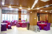 Days Hotel Hainan Baoting - breakfast