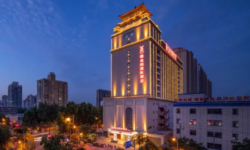 Vienna International Hotel (Xijingyiyuan Hujiamiao Subway Station Store)