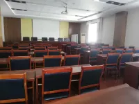 Motel 168 (Langfang high speed railway station new Chaoyang Shopping Center store) - Business