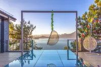 瀘沽湖銀湖島ホテル