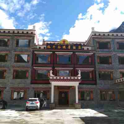 Yak Valley Summer Hotel Hotel Exterior