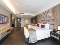 Ramada Plaza by Wyndham Chao Fah Phuket Hotels near Wat Chalong