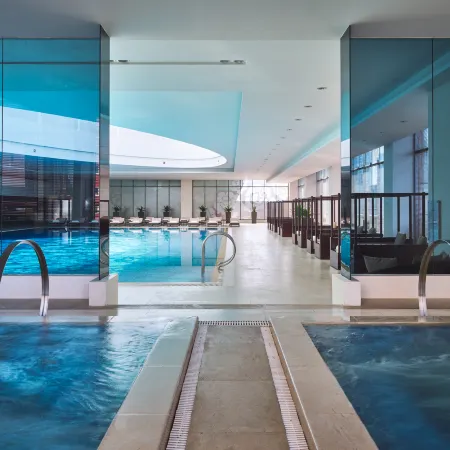 New World Dalian Hotel