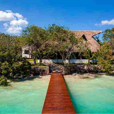 Mia Bacalar Luxury Resort & Spa Hotel Exterior