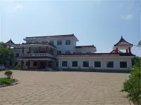 Mishan Hujing Garden Hotel