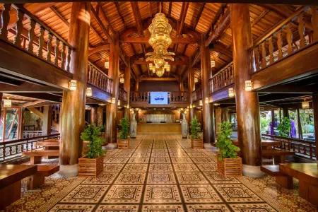 Sankofa Village Hill Resort and Spa Отели рядом с достопримечательностью «Hon Chen»