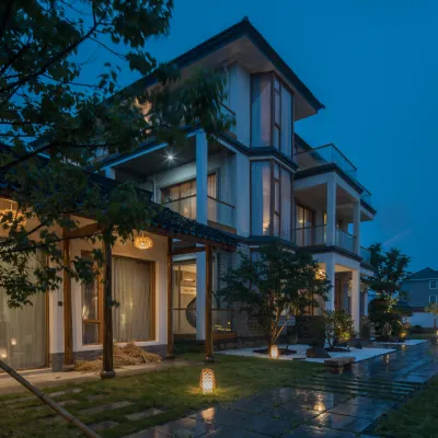 Floral Hotel · Xinghui B&B Hotels near Butterfly Island