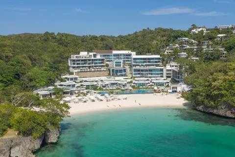 Crimson Resort and Spa Boracay