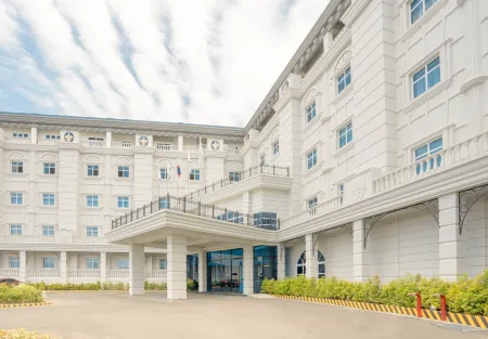 The Monarch Hotel Отели в г. Пангасинан