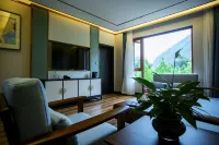 Fengjia No.1 Courtyard B&B (Luquan Fengjia Ancient Town Branch)