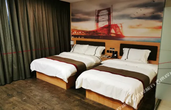 尚客優酒店（巴彥榮耀官邸店）