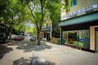 Taosheng Yiju Business Hostel Hotels near Ningbo Ocean World