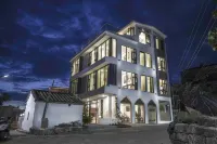 Yizhi · Seaview Light Luxury Holiday Villa Hotels near Weizhouzhen