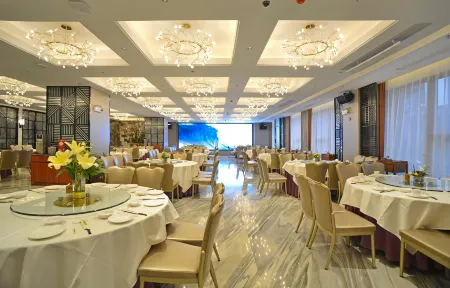 Campanile Hotel (Shenzhen Longcheng Plaza  Metro Station) Отели рядом с достопримечательностью «Baoneng All City Shopping Center Longgang Branch (Jianshe Road)»