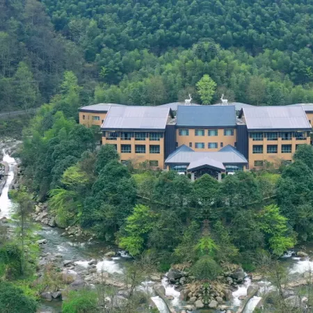 Shennonggu HOLIDAY VILLA HOTELS&RESORTS