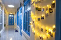 Zhaosu Biancheng Youth Hostel - ที่มีที่จอดรถ