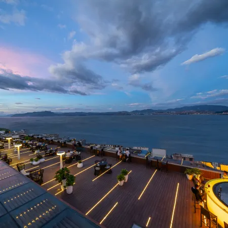 Luyue Erhai Holiday Hotel