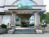 Jinjiang Inn Style ( Shanghai North Bund ) Hotel dekat Lanzhou Road Binhe Xiuxian Street (Pingliang Road)