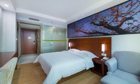 Guanghua Hotel (Dongguan Changping Avenue) - Housity