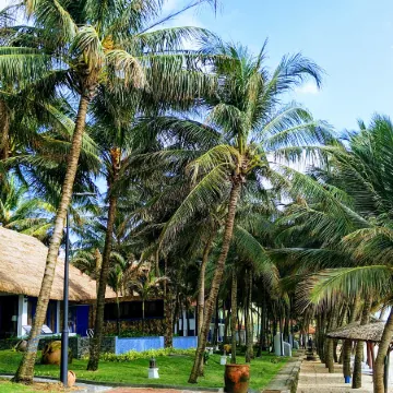 L'Azure Resort and Spa