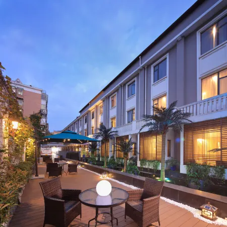 Grand Cozy Hotels Отели рядом с достопримечательностью «Музей Нанкина»