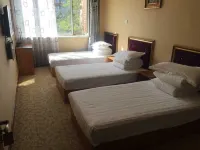 Hunchun Yaxuan Fashion Hotel