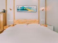青岛金沙滩精品酒店 - 经济大床房