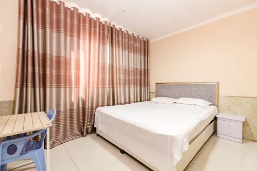 liyouExpress Hotel, Zhoukou - 2 Yıldız
