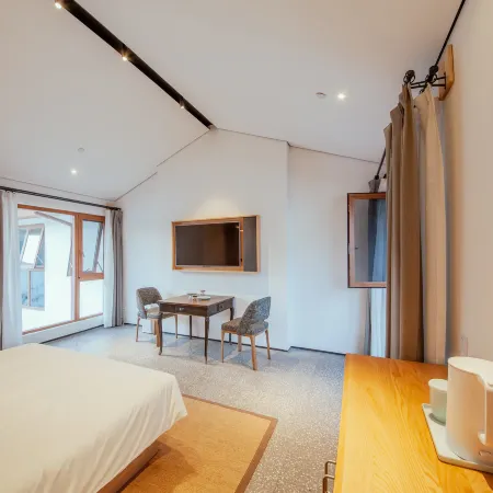 Jiujianfang Homestay (Luoyang Yingtianmen Mingtang Scenic Area)