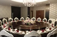 Grand Emperor Hotel - breakfast