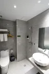 Xilinger Hotel ( Dongxing Hezhou Road)