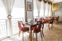 Saina Hotel