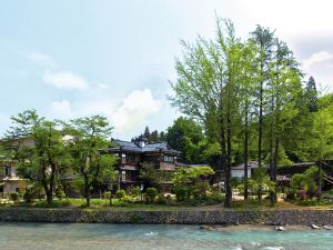 嵐渓荘旅館