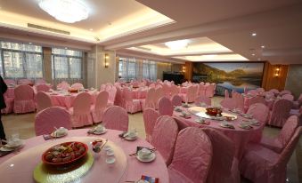 Donghu Hotel