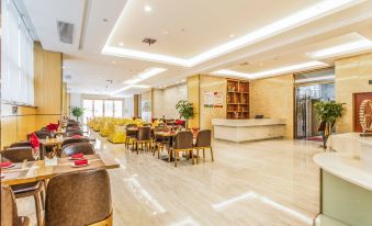 Fangchenggang golden stone lake haihui hotel (sunshine coast) - Housity