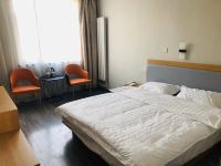 北京环美商务酒店 - 复古大床房