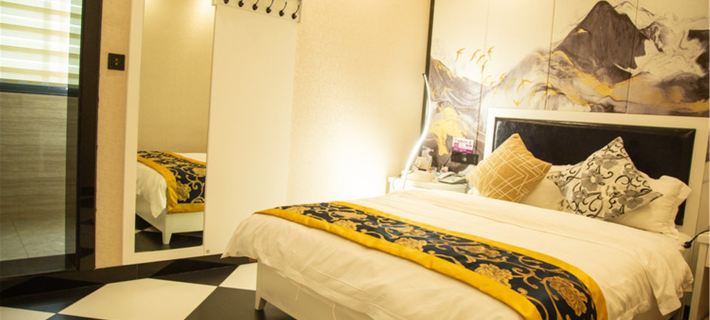 Zhijiang Cailan Theme Hotel (Longjin Fengyu Bridge) Hotels in Zhijiang Dong Autonomous County