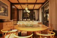 Starry Moon Bay Argyle Resort Seaview Hotel (Dali Erhai Airport Branch)