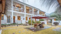 moyuanju Parent child group construction  sightseeing  hotel - romantis