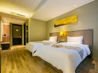 Homeinn Plus Hotel (Chengdu Southwest Jiaotong University Shawan Subway Station) Hotels near Jinniu
