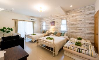 Anelani House