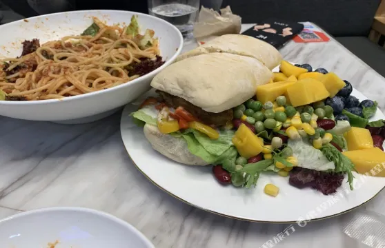 圖木舒克途家18302977564公寓（3號店）